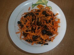 название картинки Сладкий салат Чернослив