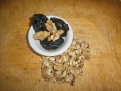 название картинки Сладкий салат Чернослив