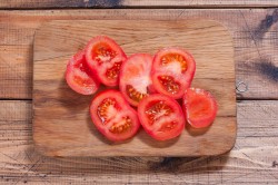 название картинки Сладкий салат из помидоров