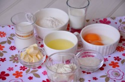 Сладкий творожный омлет