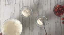 Суфле из сливок и желатина с земляникой - шаг 8 Суфле из сливок и желатина с земляникой - шаг 8