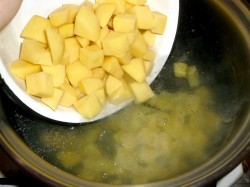 название картинки Сливочный суп с лососем финский