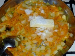 название картинки Сливочный суп с лососем финский