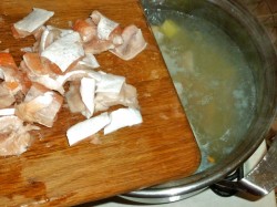 название картинки Сливочный суп с лососем финский