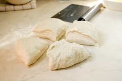 название картинки Слоеное тесто для самсы просто и быстро