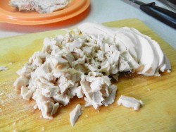 название картинки Слоеные конвертики с курицей и грибами