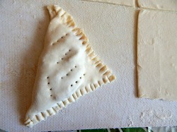 название картинки Слоеные пирожки с яблоками