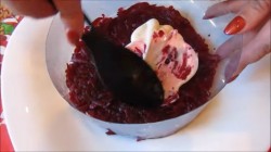 Слоеный салат Лосось на шубе - шаг 2