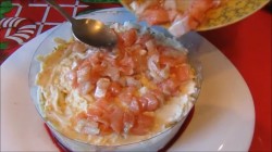 Слоеный салат Лосось на шубе - шаг 3