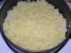 Салат Мой генерал с курицей слоеный