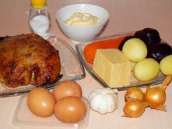 Салат Мой генерал с курицей слоеный