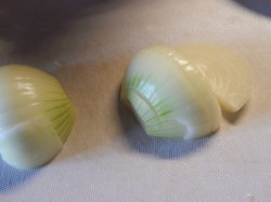 Слоеный салат с копченой курицей