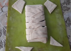 Слойка с шоколадкой