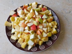 название картинки Слойка с яблоками из слоеного теста