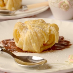 Слойки с мандаринами и шоколадом из слоеного теста и 15 похожих рецептов: фото, калорийность, отзывы