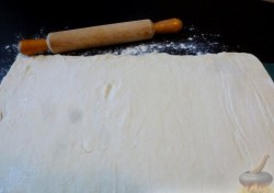 Слойки-сердечки с сыром