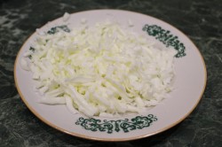 Слоёный салат из печени - шаг 3 Слоёный салат из печени - шаг 3