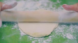 Слоёный торт Наполеон на маргарине и сгущенке