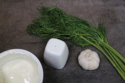 Сметанно чесночный соус