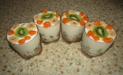 Сметанный десерт с фруктами и ванилью - шаг 6 Сметанный десерт с фруктами и ванилью - шаг 6