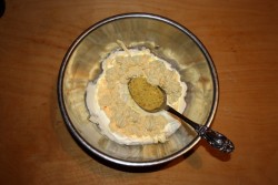 название картинки Сметанный салат с креветками и шампиньонами
