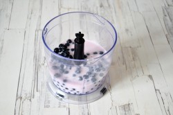 Смузи с черникой