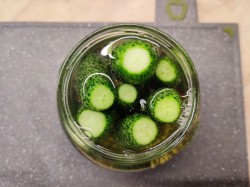 Соленые огурцы под капроновой крышкой на зиму