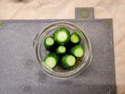 Соленые огурцы под капроновой крышкой на зиму