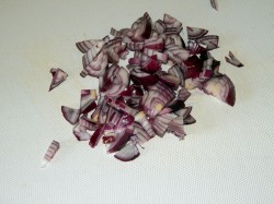 название картинки Солянка из капусты с сосисками в мультиварке