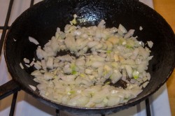 название картинки Солянка из квашеной капусты с мясом