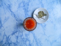 название картинки Вкусная солянка из свежей капусты на сковороде