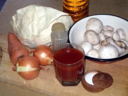 Солянка с грибами и капустой