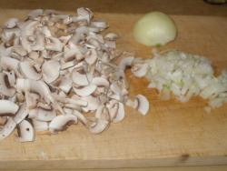 Солянка с грибами и капустой