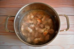название картинки Солянка с капустой картошкой и мясом