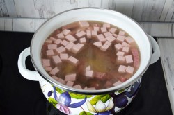 Солянка с лимоном