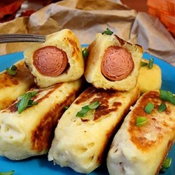 Сосиски в картофельном пюре