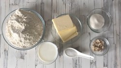 название картинки Сосиски в слоеном дрожжевом тесте