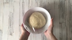 название картинки Сосиски в слоеном дрожжевом тесте