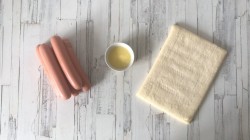 название картинки Сосиски в слоеном дрожжевом тесте