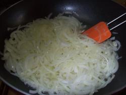 название картинки Горячая закуска - соте из баклажанов с помидорами и перцем