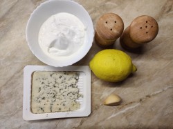 Соус блю чиз классический - шаг 1