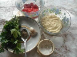 Соус кетчунез с петрушкой - шаг 1 Соус кетчунез с петрушкой - шаг 1