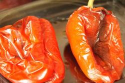 название картинки Соус с помидорами, болгарским перцем и чесноком