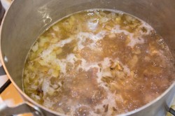 Соус с мясом и картошкой - шаг 11