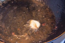 Соус с мясом и картошкой - шаг 9