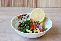 Соус сальса с помидорами и манго - шаг 3