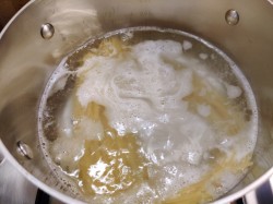 Спагетти с фаршем и томатной пастой - шаг 5 Спагетти с фаршем и томатной пастой - шаг 5