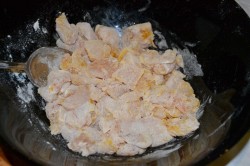 Спагетти с курицей в сливочном соусе