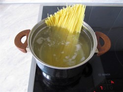 Спагетти с мидиями