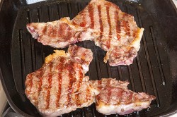 название картинки Стейк из говядины в лимонно-соевом соусе